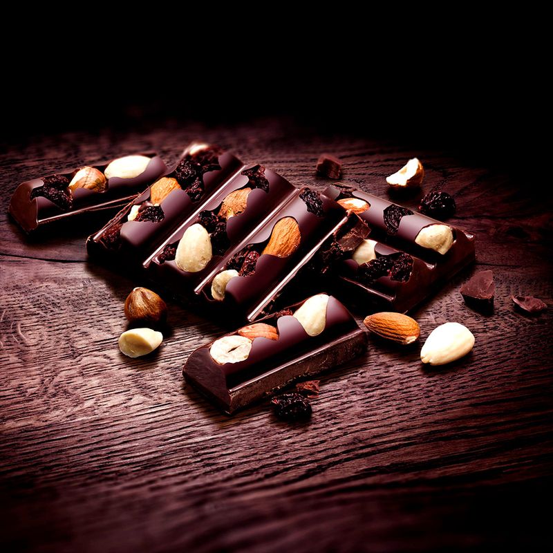 Chocolate-Amargo-Nestle-L-atelier-Con-Arandanos-Avellanas-Y-Almendras-100-Gr-3-761248