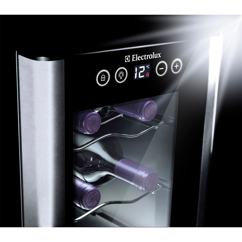 Cava-Electrolux-Erw085xamb-23lts-Negra-2-837896