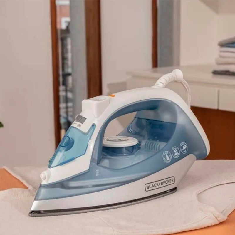 Plancha-A-Vapor-Black-Decker-Ir2472-ar-150ml-4-884318