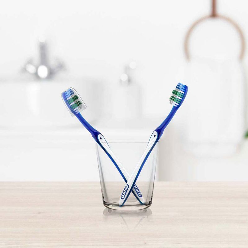 Cepillos-Dentales-Oral-b-Clean-123-Medio-3-Un-5-873394