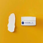 Crema-Facial-Revitalizante-Nivea-Antiarrugas-55-50-Ml-8-251990