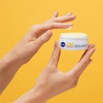 Crema-Antiarrugas-Nivea-Q10-Energy-Fps-15-8-887584