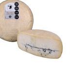Queso-Ligne-Noir-Caba-a-Piedras-Blancas-1-249104